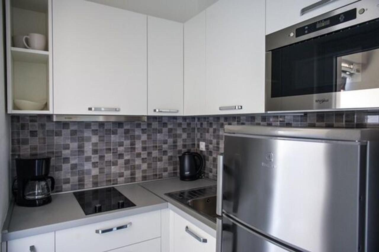 Apartments Zdeslav Rogoznica  Buitenkant foto